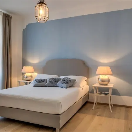 Rambaldi In Casa Nr 6 With Shared Terrace *